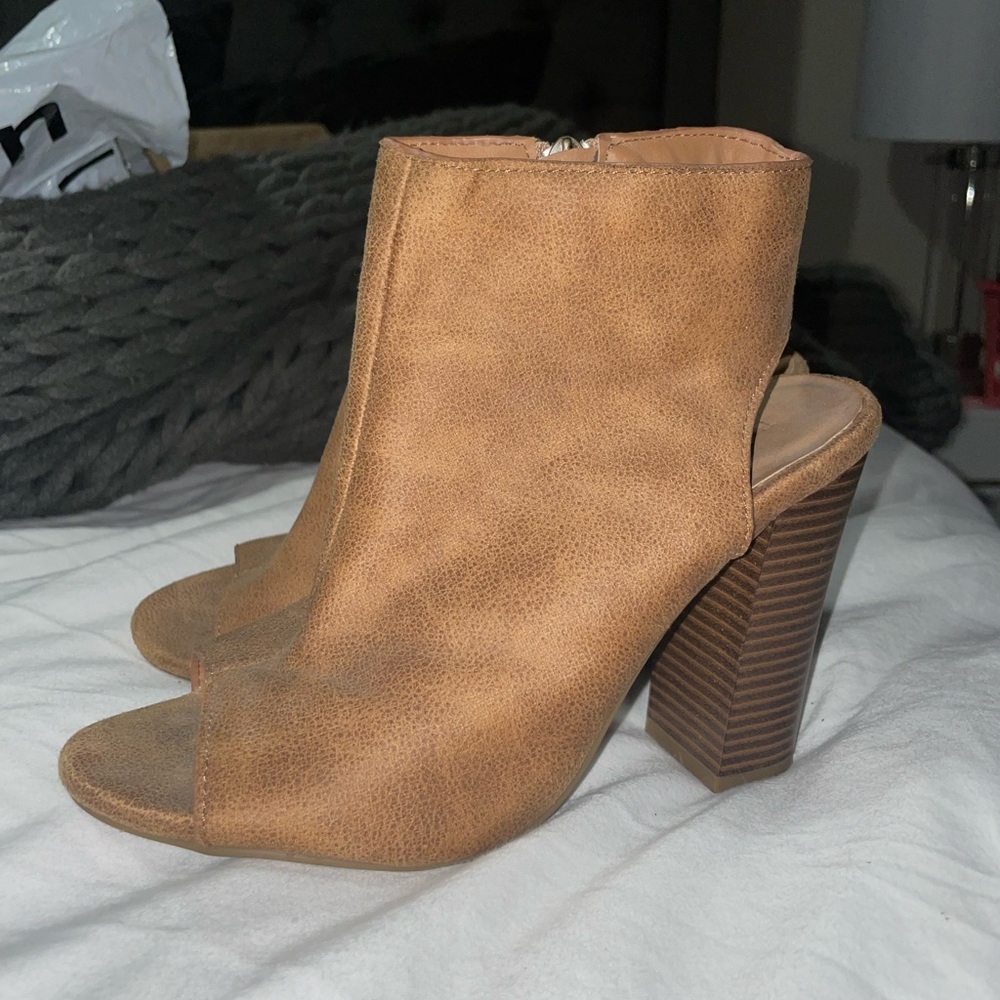 Women’s high heel booties with open toe and heel size 7